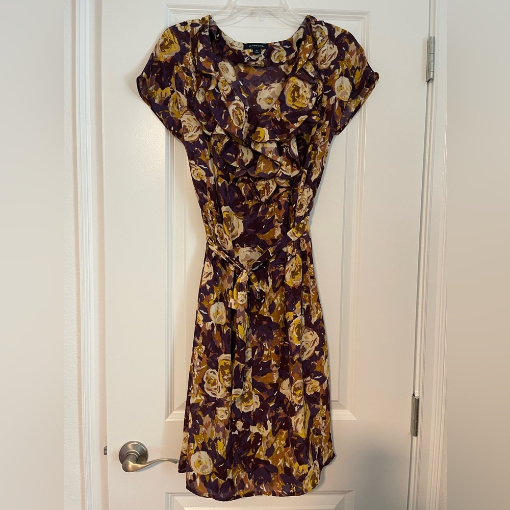 NWOT lands’ End floral short sleeve, belted dress, size 6
